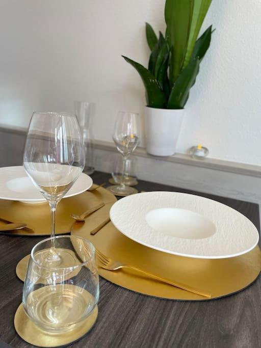 Fewo 20 - Appartement Im Rottalblick - Youngmodern Wohnen Mit Bademantelgang Zur Therme, Tv, Balkon Und Persoenlichem Gaesteempfang Von Astarte Estate Bad Griesbach  Exteriör bild
