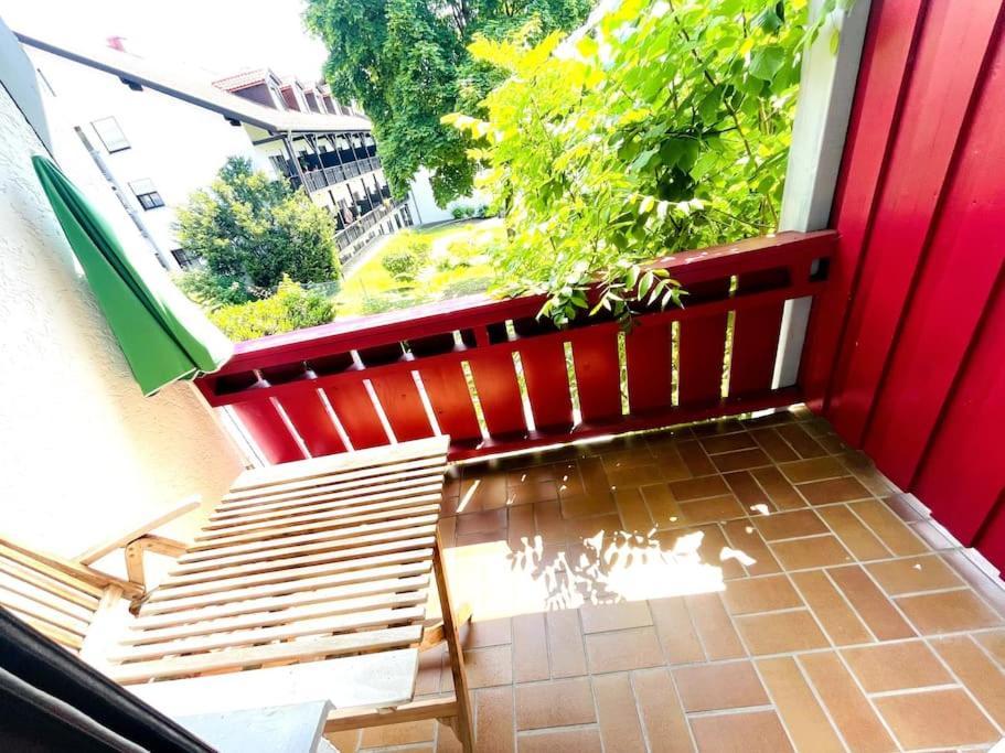 Fewo 20 - Appartement Im Rottalblick - Youngmodern Wohnen Mit Bademantelgang Zur Therme, Tv, Balkon Und Persoenlichem Gaesteempfang Von Astarte Estate Bad Griesbach  Exteriör bild